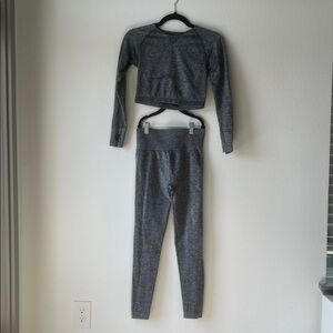 TopLook Gray Long Sleeve Crop Top and Leggings Set